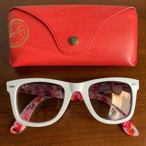 Ray-Ban Wayfarer Sunglasses Rare Prints Edition
